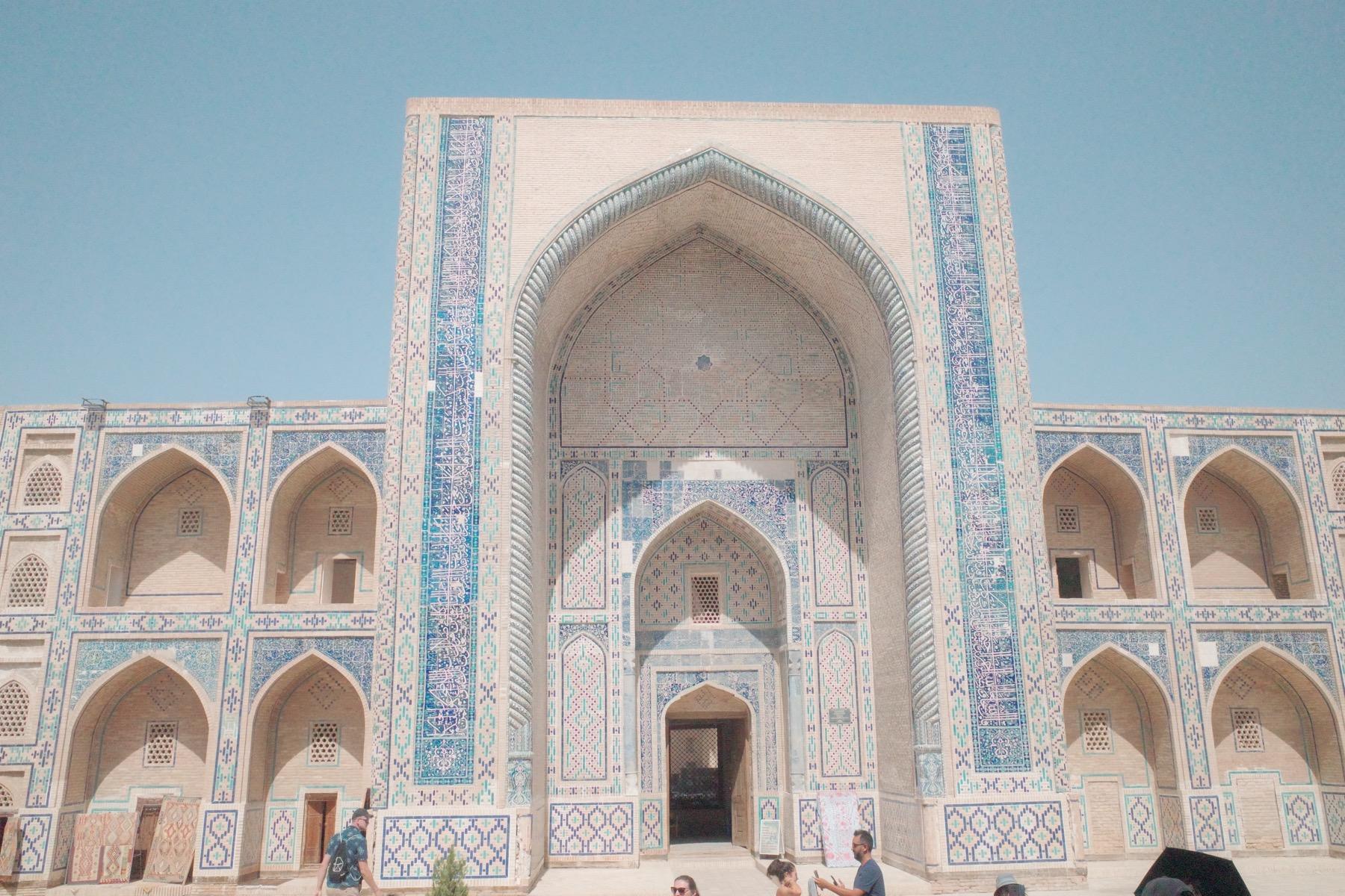 ウルグベク・メドレセ