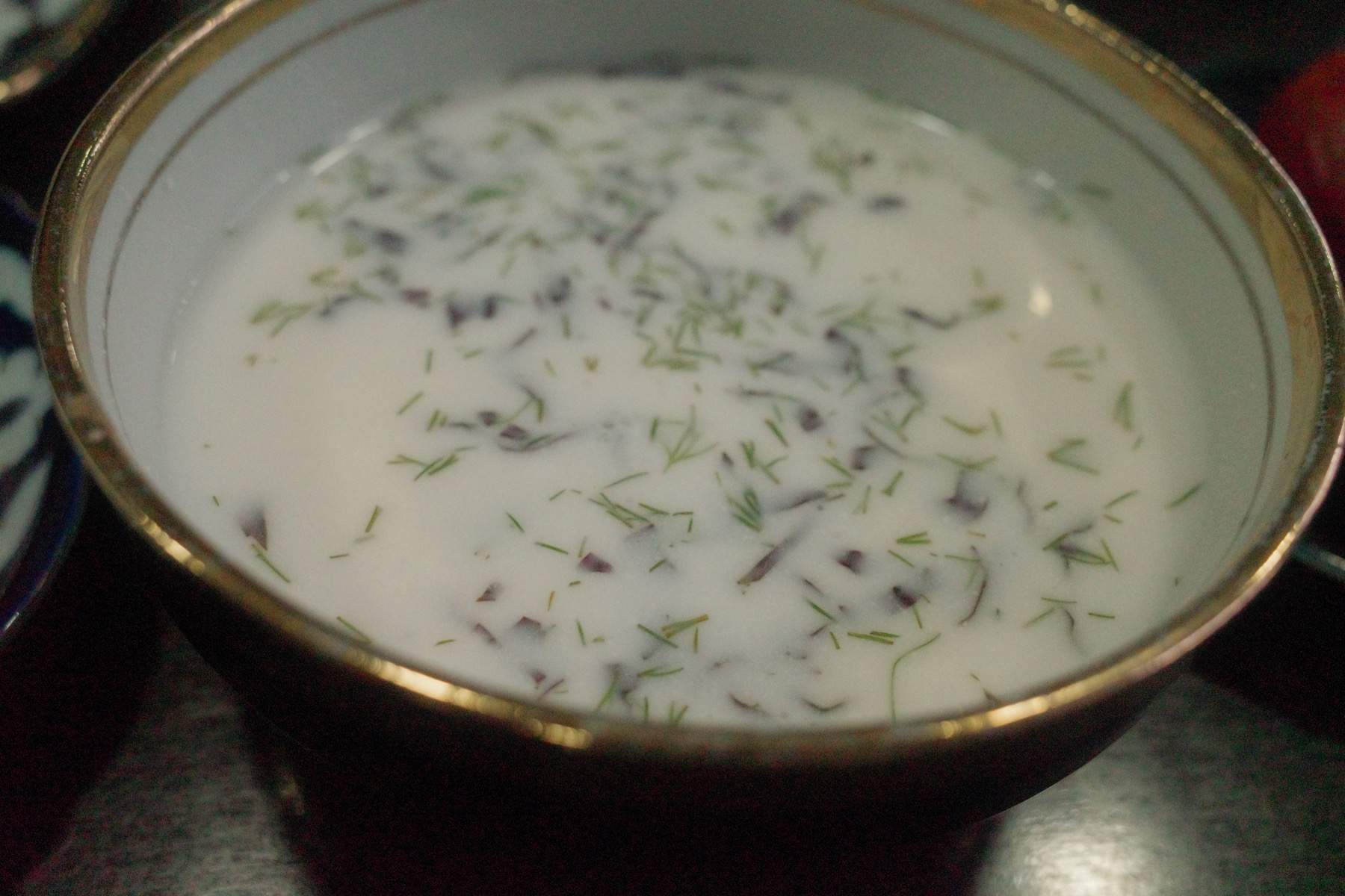 適当に頼んだスープ。独特の酸味がある不思議な味だった